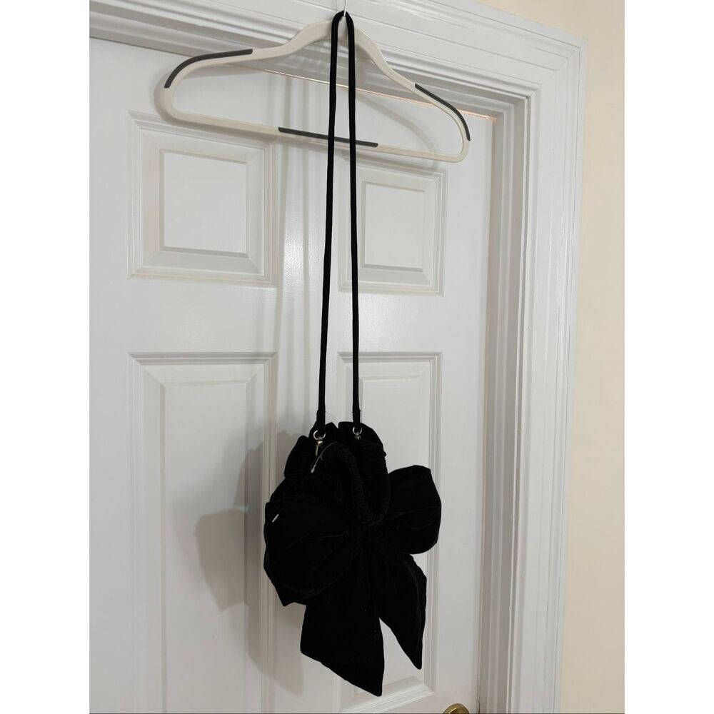 Free People Belle Velvet Bow Bag - Picture 6 of 11